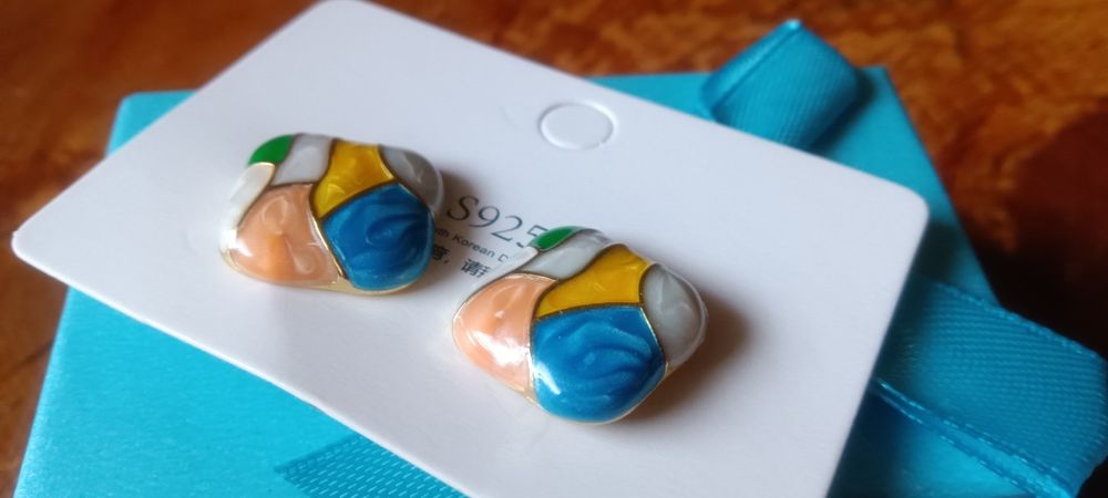 Винтидж комплект бижута в кралски стил за жени, елегантни ажурни обеци от цинкова сплав с многослойна висулка, моден аксесоар за ежедневно носене и по