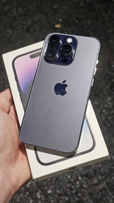 iPhone 14 pro с коробкой СРОЧНО