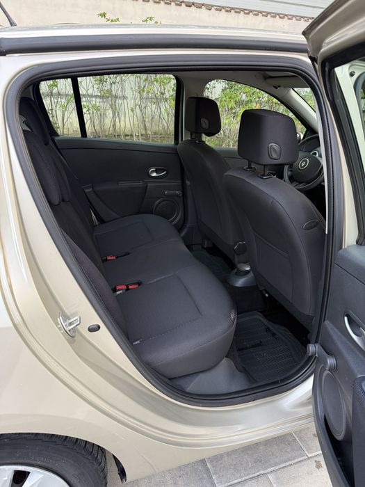 Renault Clio 1.2 Benzina 75 cp Doar 43 000 mii de km Unic  proprietar