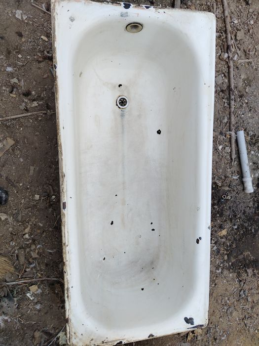 Ванна б/у сотилади