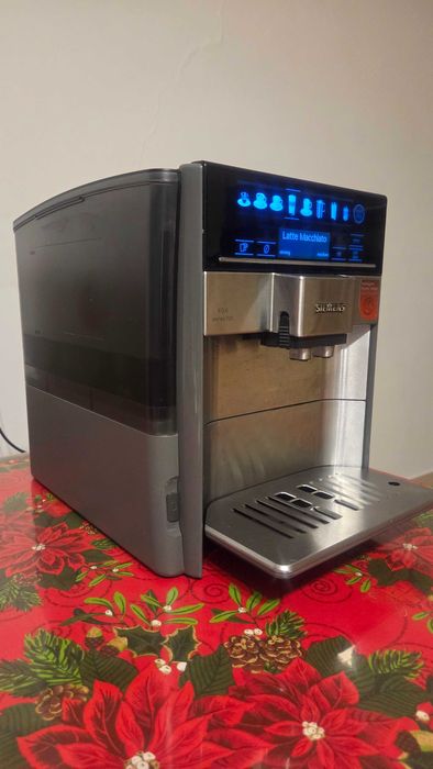 Espressorul automat Siemens EQ.6 plus s700