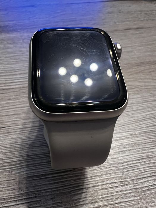 Apple watch SE 2024