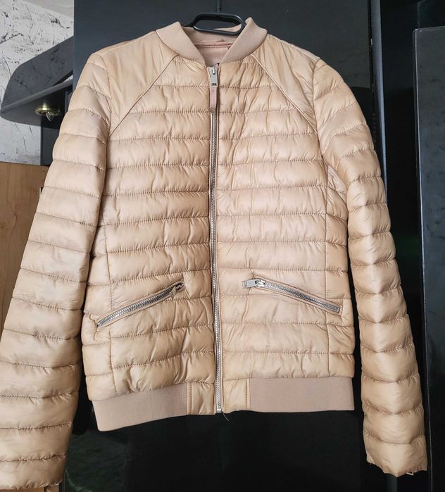 Дамско яке s,m..