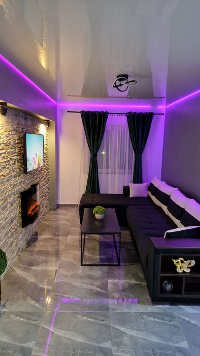 Inchiriez regim hotelire straja lupeni