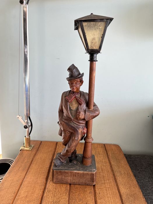 Дървена фигура / 50-те