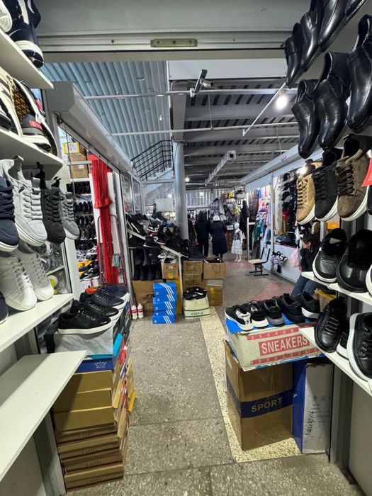 Орталқ базар бутик сатылады