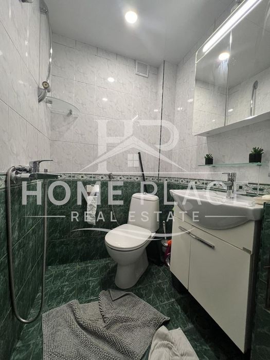 Дава се под наем Двустаен апартамент в Варна, Център - 79 кв.м за 498.27 € - Снимка #10