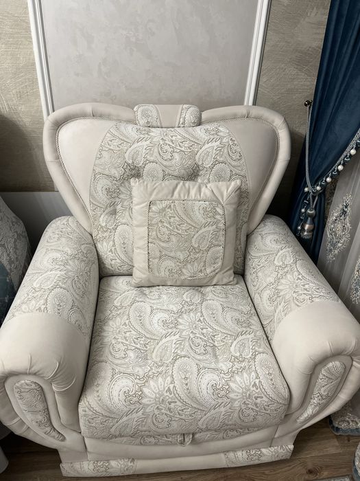 Продам диван, состояние нового дивана