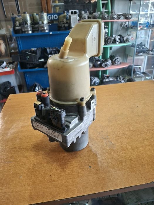 Pompă servodirecție Renault Espance IV  Laguna  III  2003>