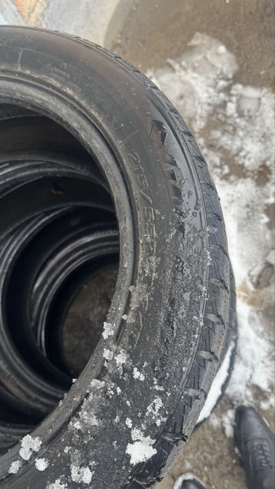 Продам шины 215/55/17