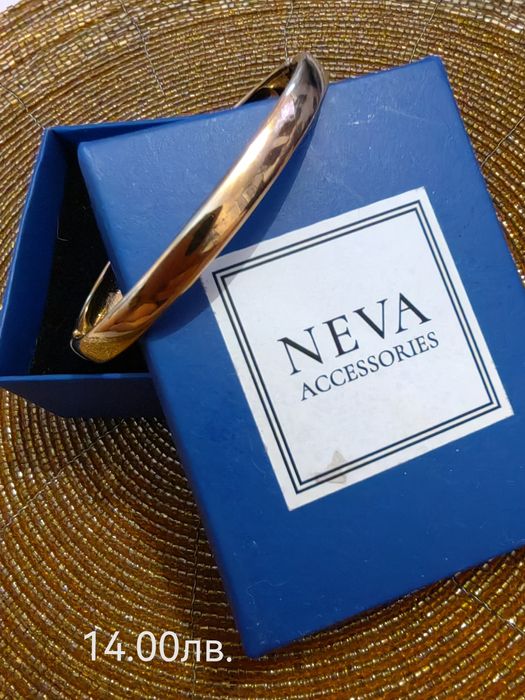 Стоманени гривни