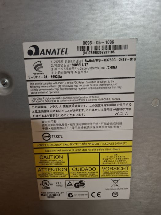 Vand 3 switch-uri profesionale