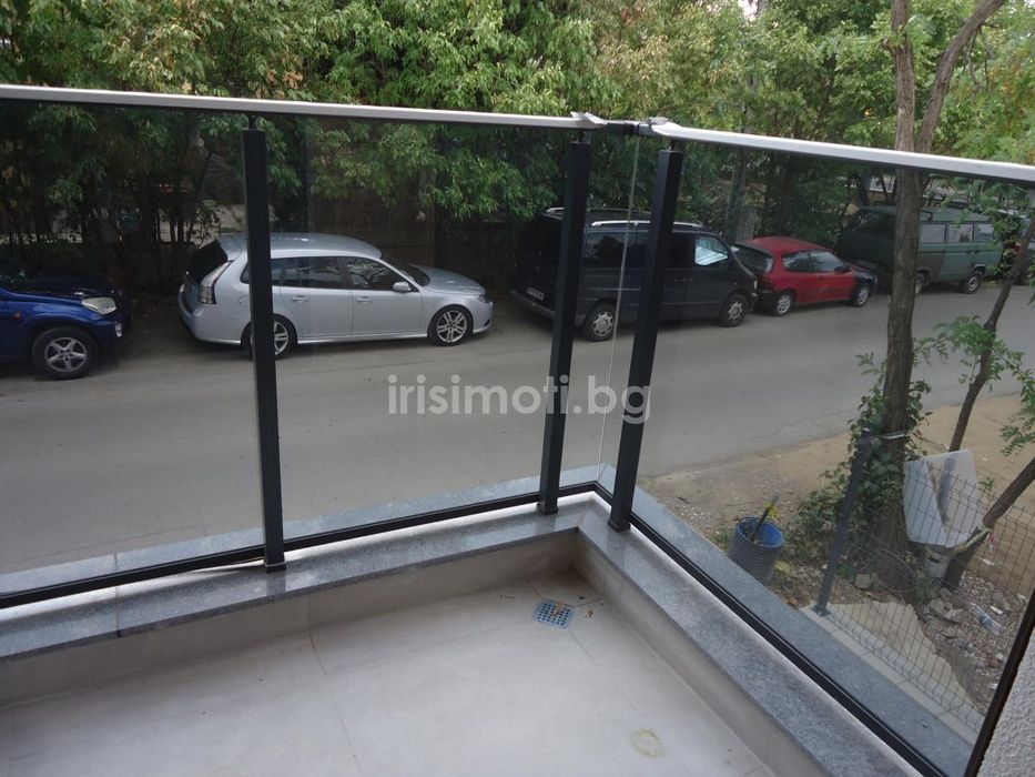 Продава се Тристаен апартамент в София, Бъкстон - 104 кв.м за 2433 €/кв.м - Снимка #2