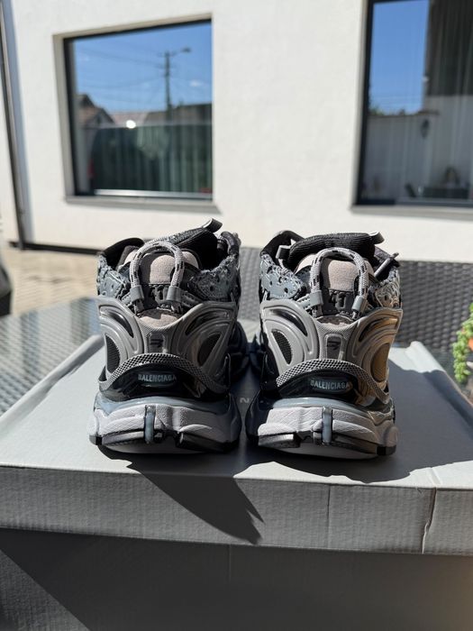 Balenciaga Runner, 43