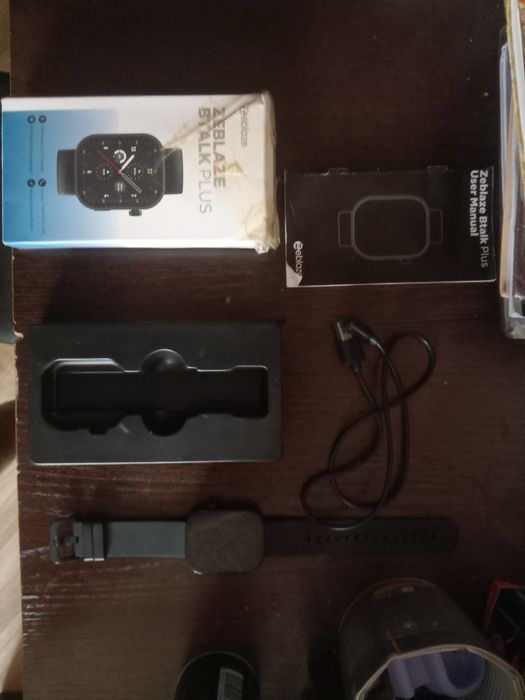 Продам часы zeblaze btalk plus