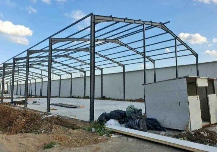 Vand hală metalică 10 m lățime cu 20 lungime 4 m la streașină de pe st