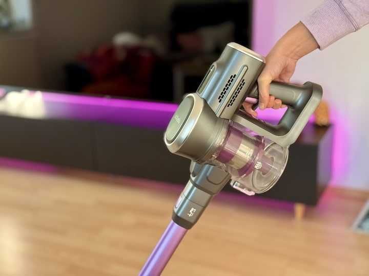 Aspirator vertical fara fir 45000Pa/450W/60min cu baterie