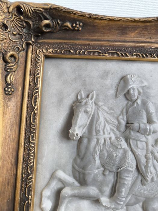 Продавам стара Френска каменна картина от мраморен прах " Napoleon "