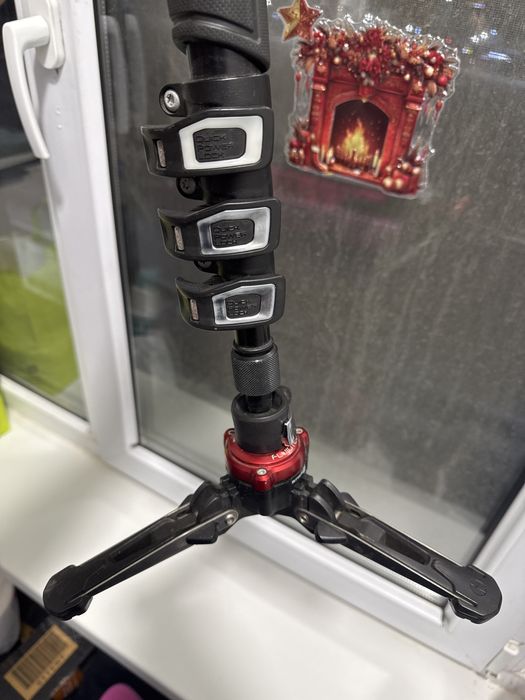 Продам монопод manfrotto!