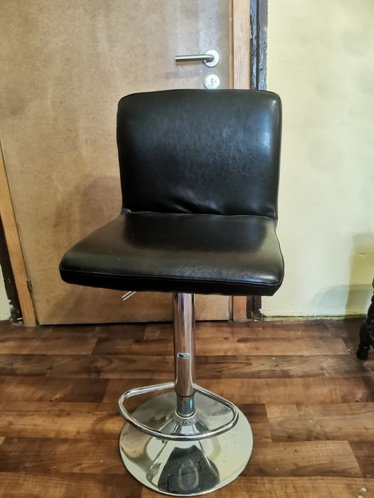 Бар стол с амортисьор