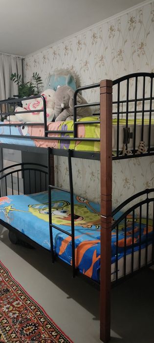 Кровать двухярусная,разборная