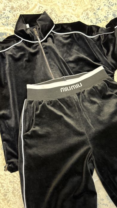 Спортивные костюмы на девочек