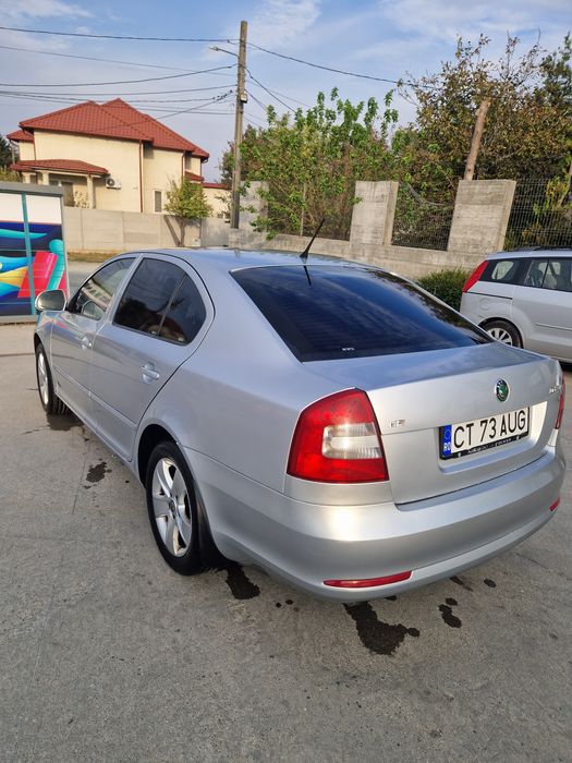 SKODA Octavia 2011 — imagine 3