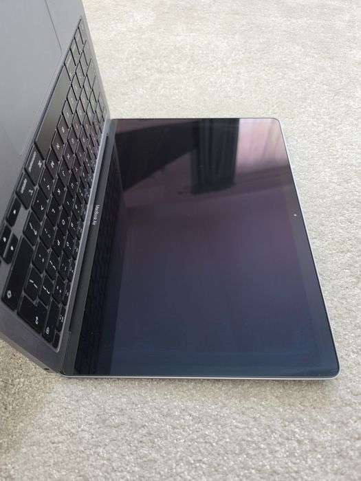 Macbook Air M1 97% baterie