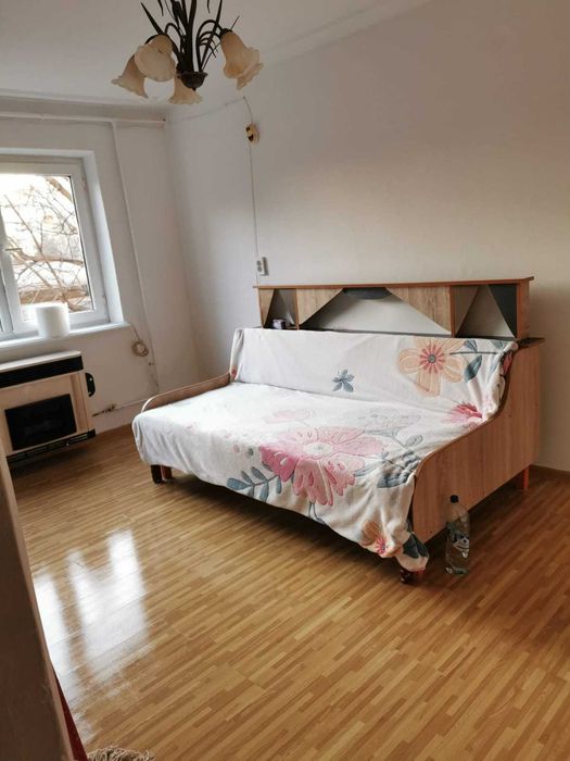 Garsonieră etajul 1