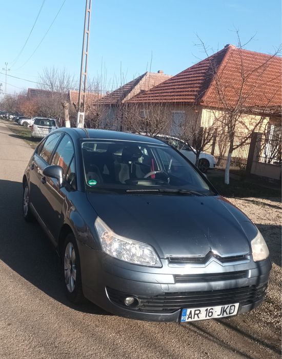 vând Citroen C4 utilizat