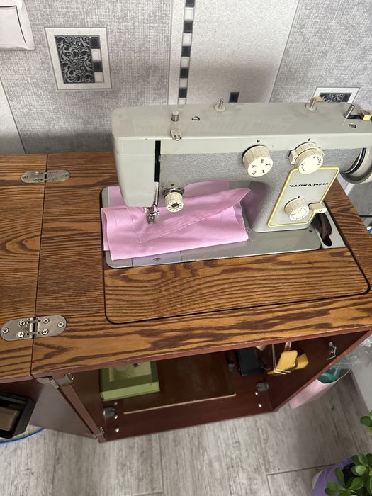 Продам швейную машинку «Чайка»