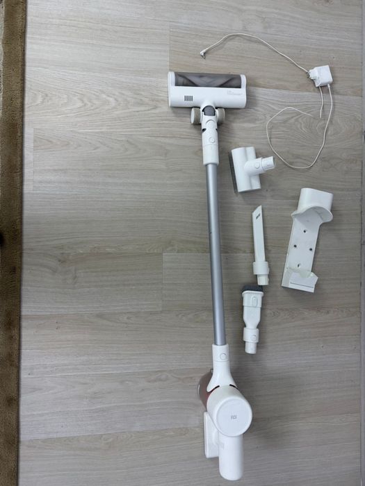 Пылесос вертикальный Xiaomi