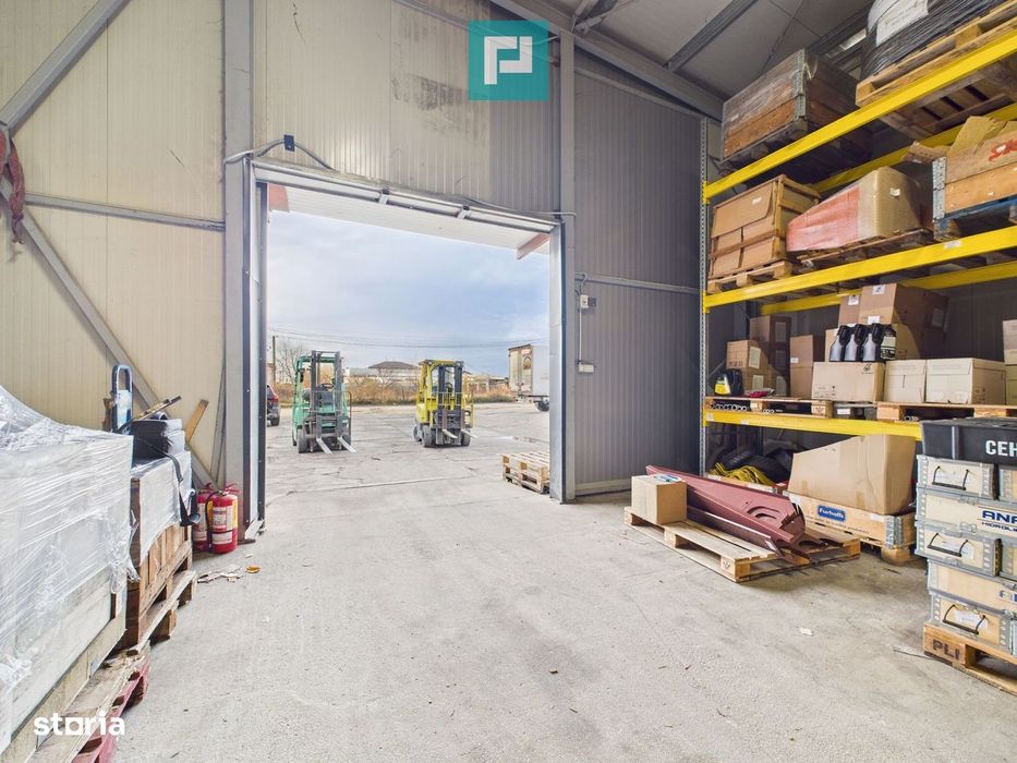 Hală industrială izolată 120 mp, panouri sandwich