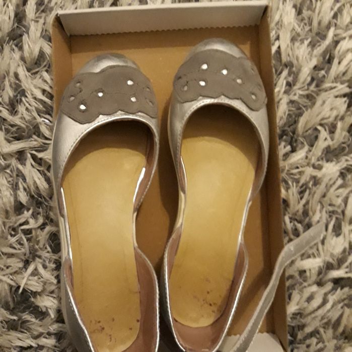 Sandale de primavara-vara,din piele naturala,aproape noii,mar36