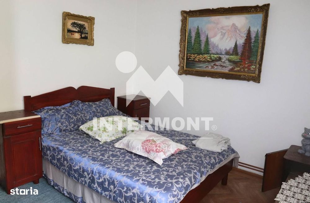 Apartament de vânzare Sinaia – 3 camere decomandate |76 mp | Parter