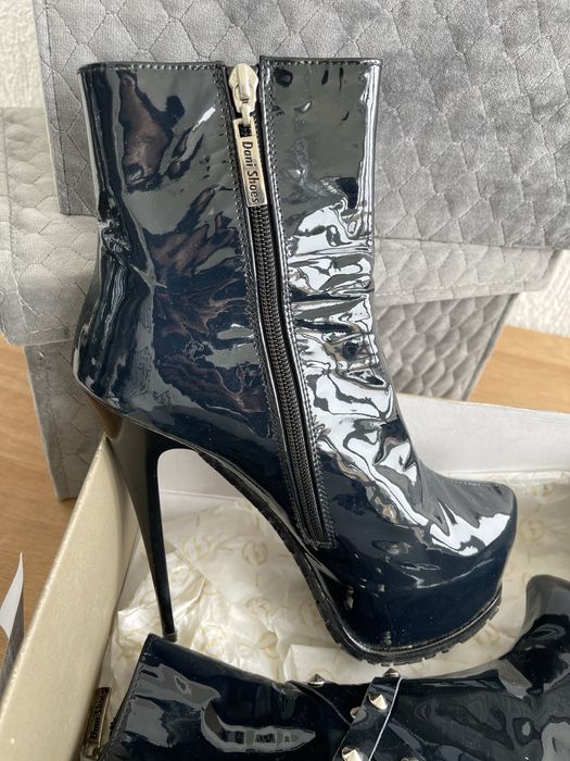 Дамски боти Dani Shoes