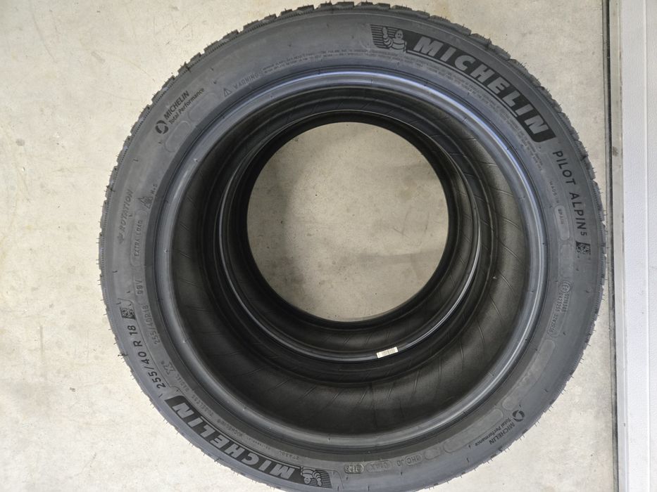 2buc Anvelope iarna 255 40 18 Michelin Pilot Alpin5