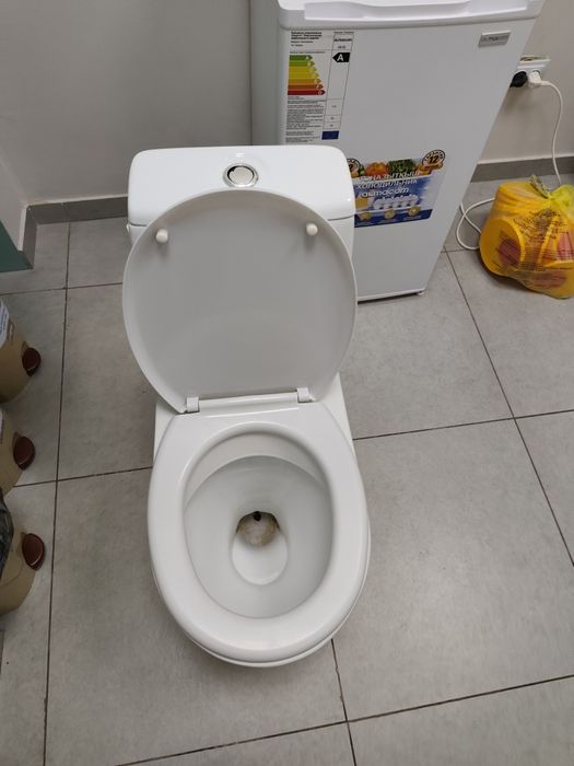 Продаются рабочие унитазы