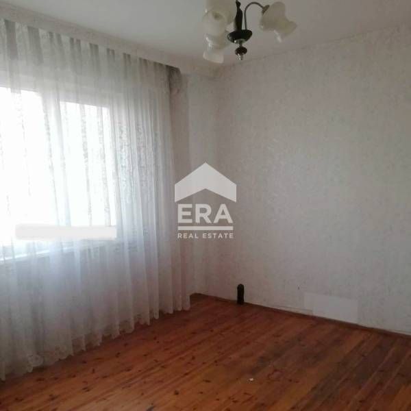 Продава се Тристаен апартамент в Хасково, Бадема - 81 кв.м за 863 €/кв.м - Снимка #2