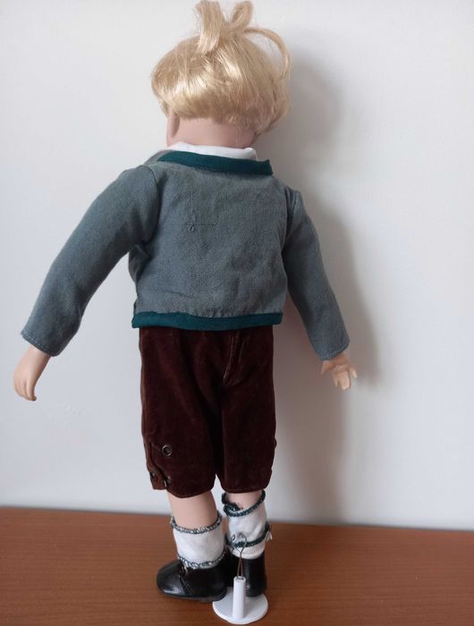 Păpușă băiețel cap maini picioare de portelan