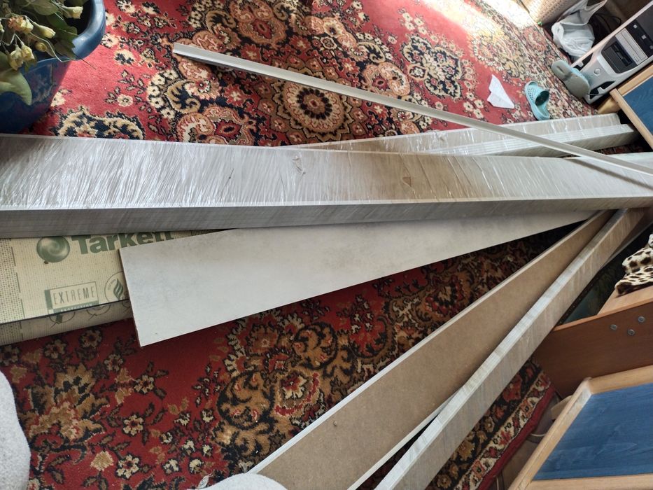 Продам доборы 7шт и половинка