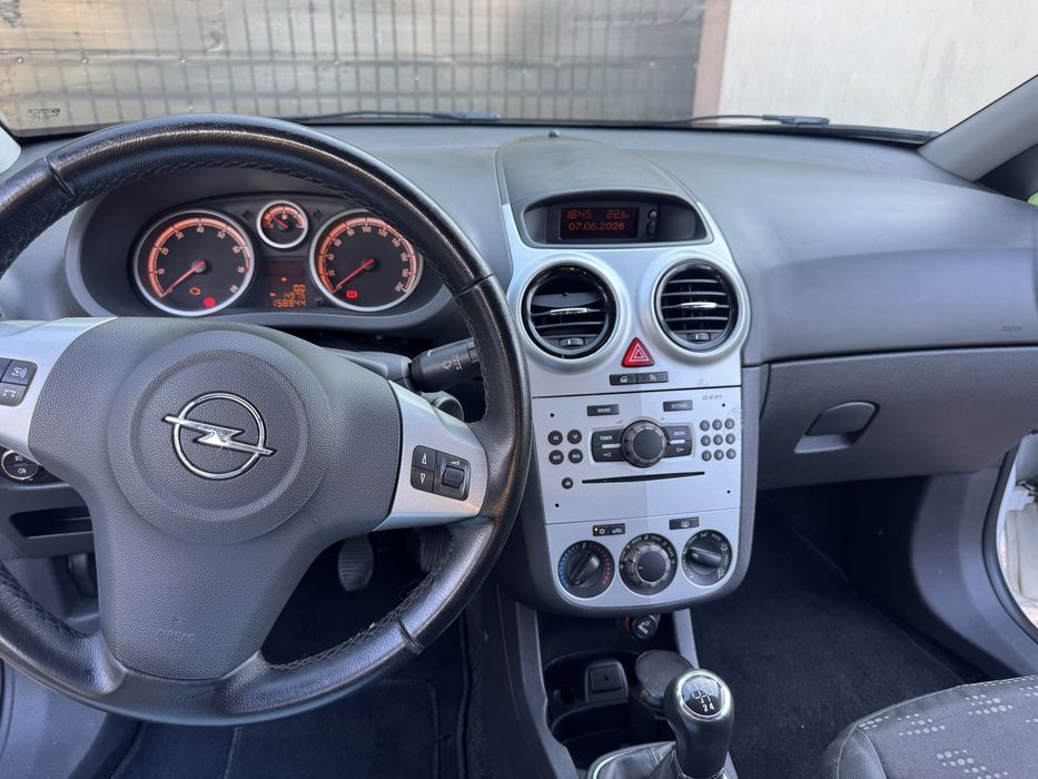 Opel Corsa D 1.2 Benzina  2014