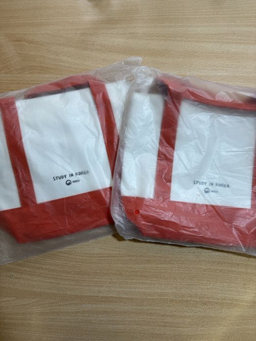 Сумки отличного качества Отдам две за 100.000сум