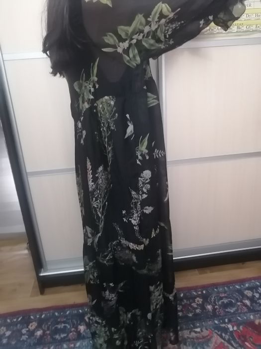 Женская одежда Платье