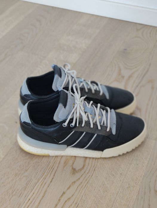 Adidași Adidas Rivalry RM low 42 2/3