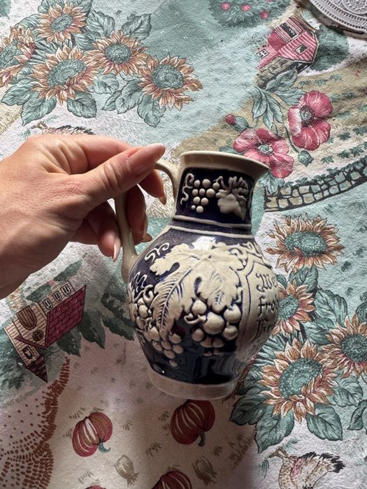 Ceramic carafa mica