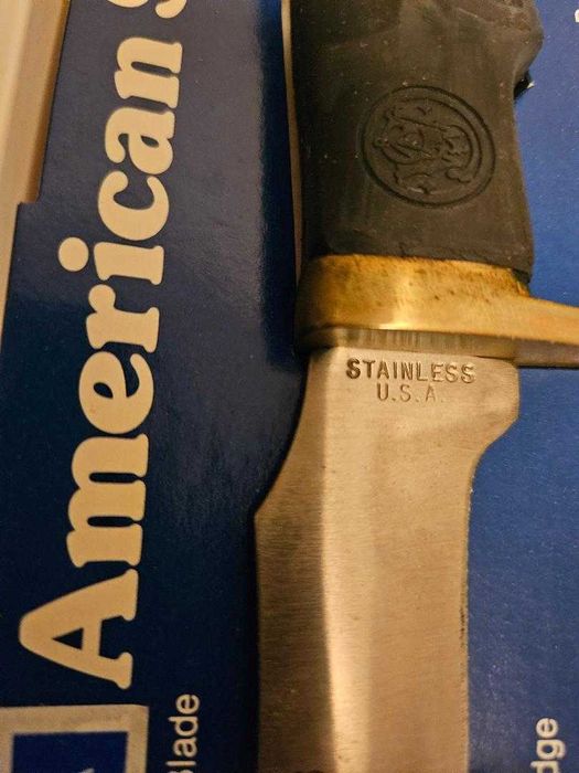 Cutit Smith & Wesson