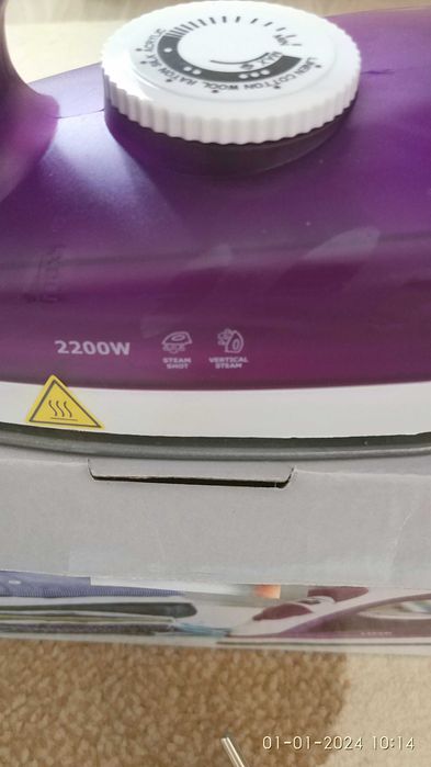 Нова парна ютия Crown