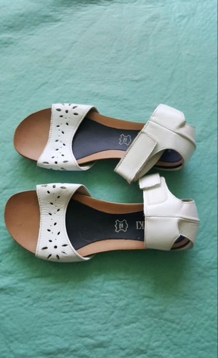 Sandale dama Lasocki din piele,noi