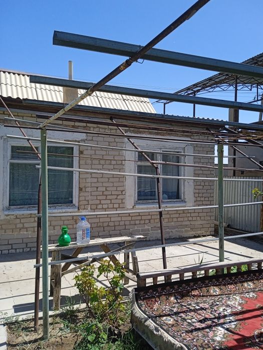 Продам дачу,с выходом на озеро